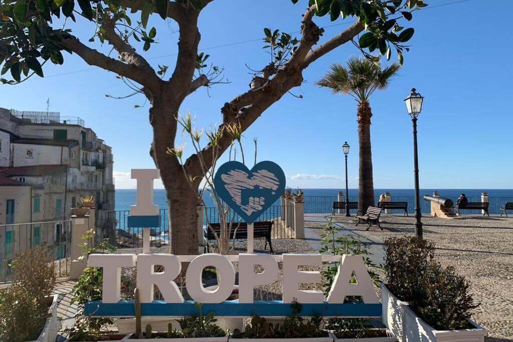 Boutique Apartment With Beach Within Walking Distance, Near Tropea Parghelia Eksteriør billede