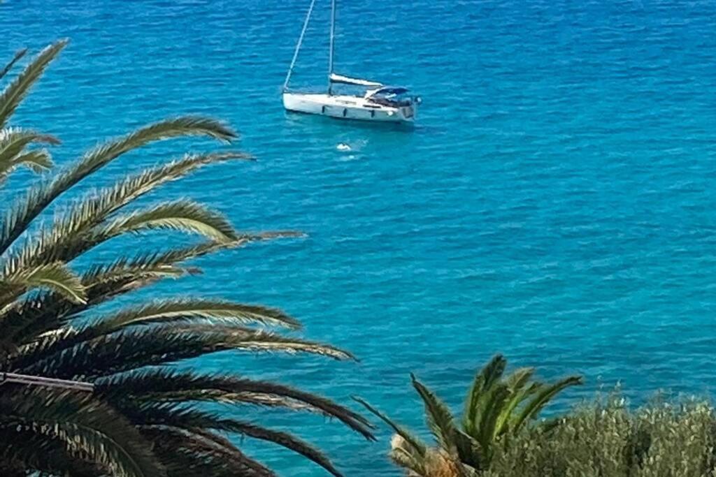 Boutique Apartment With Beach Within Walking Distance, Near Tropea Parghelia Eksteriør billede