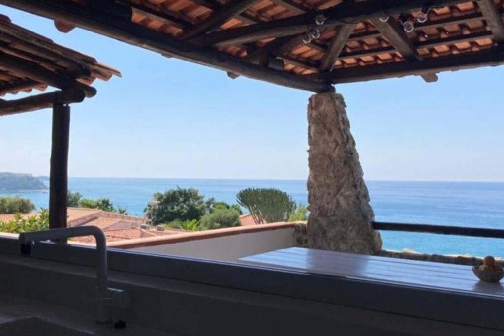 Boutique Apartment With Beach Within Walking Distance, Near Tropea Parghelia Eksteriør billede